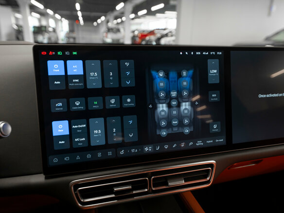 2023 Li Auto (Lixiang) L7 I, серый, 6330000 рублей - вид 18
