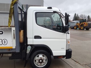 2019 Fuso (Mitsubishi) Canter, белый, 2500000 рублей, вид 2