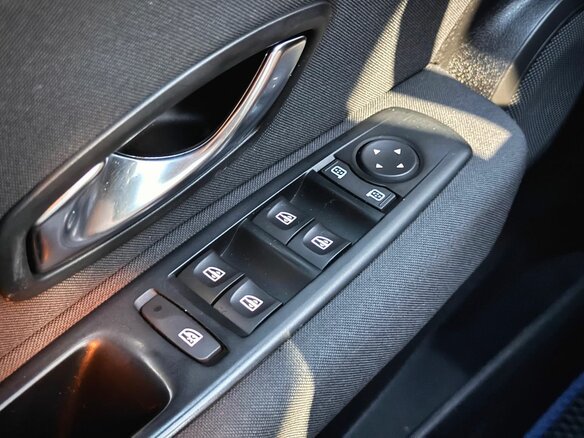 2011 Renault Fluence I, серый, 579000 рублей - вид 17
