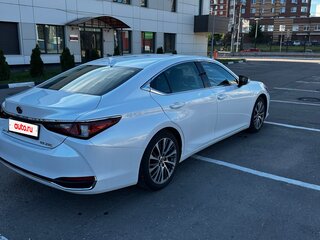 2019 Lexus ES 250 VII, белый, 3150000 рублей, вид 4