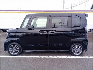 2022 Honda N-BOX II Рестайлинг, чёрный, 690777 рублей, вид 5