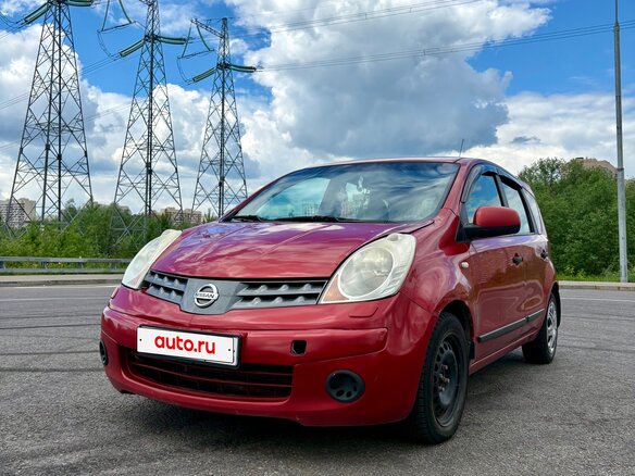 2008 Nissan Note I, красный, 685000 рублей - вид 1