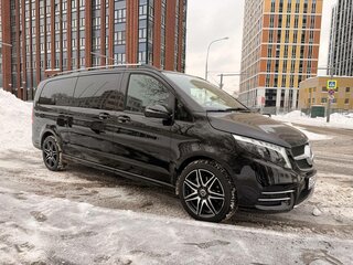 2022 Mercedes-Benz V-Класс Extra Long 300 d экстра длинный III (W447) Рестайлинг, чёрный, 11000000 рублей, вид 2