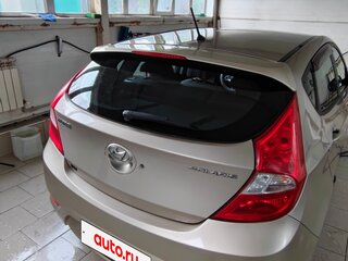 2012 Hyundai Solaris I, бежевый, 720000 рублей, вид 5