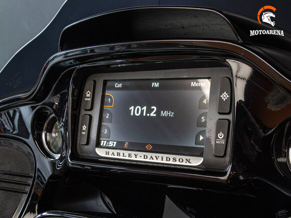 2018 Harley-Davidson Road Glide, чёрный, 1398977 рублей - вид 10