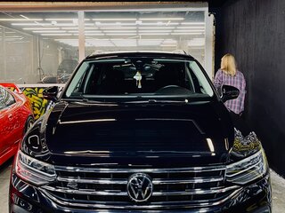 2022 Volkswagen Tiguan Allspace II Рестайлинг, чёрный, 3150000 рублей, вид 1