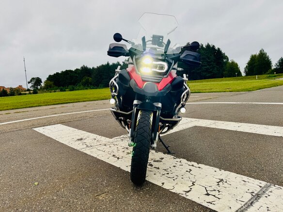2017 BMW R 1200 GS Adventure, красный, 1300000 рублей - вид 8