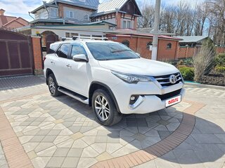 2018 Toyota Fortuner II, белый, 3430000 рублей, вид 1