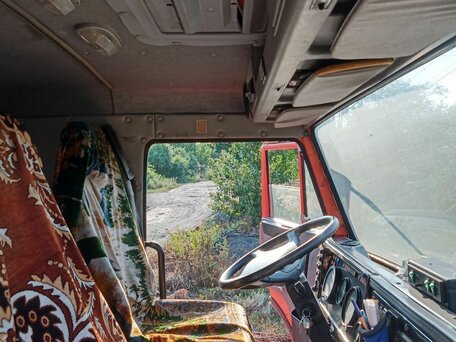 2008 КамАЗ 6520, оранжевый, 3333333 рублей, вид 4