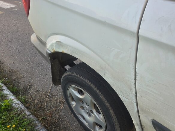 2005 Dodge Caravan 4-speed IV, белый, 500000 рублей - вид 12