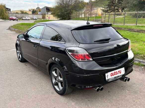 2008 Opel Astra GTC H Рестайлинг, чёрный, 680000 рублей - вид 5