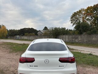 2020 Mercedes-Benz GLC Coupe 300 I (C253) Рестайлинг, белый, 3300000 рублей, вид 4