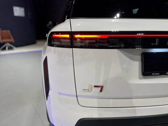 2026 Jaecoo J7 I Рестайлинг, белый, 3049000 рублей - вид 6