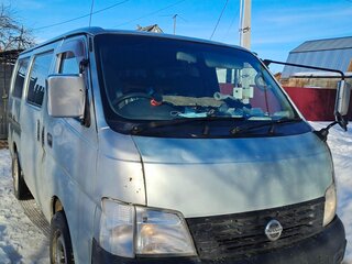 2002 Nissan Caravan IV (E25), серый, 250000 рублей, вид 3