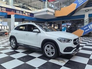 2023 Mercedes-Benz GLA 180 II (H247), белый, 2700000 рублей, вид 3