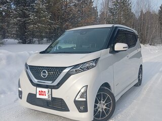 2020 Nissan Dayz MHEV II, белый, 820000 рублей, вид 4