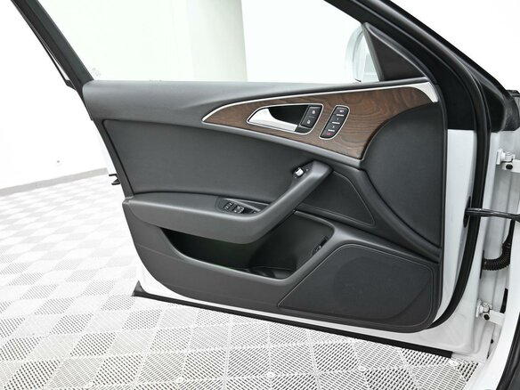 2015 Audi A6 IV (C7) Рестайлинг, белый, 1675000 рублей - вид 8