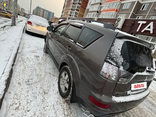 2012 Mitsubishi Outlander II Рестайлинг, коричневый, 1100000 рублей, вид 3