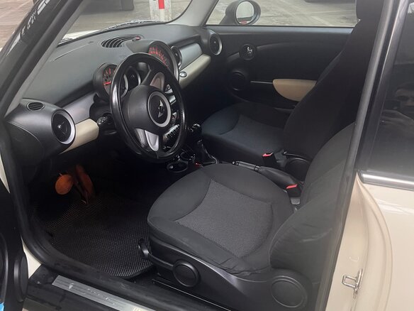 2009 Mini Hatch One II (R56), белый, 690000 рублей - вид 7