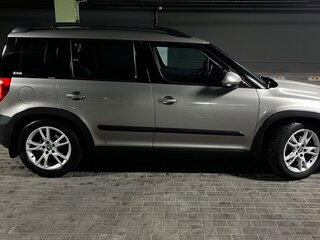 2013 Skoda Yeti I, бежевый, 950000 рублей, вид 5