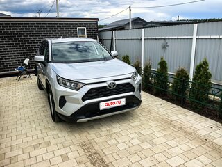 2020 Toyota RAV4 V (XA50), серый, 2850000 рублей, вид 1