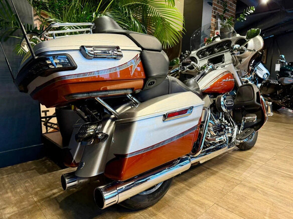 2014 Harley-Davidson CVO Limited, красный, 1890000 рублей - вид 8