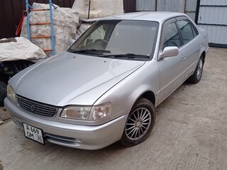 1997 Toyota Corolla VIII (E110) Рестайлинг, серебристый, 400000 рублей, вид 1
