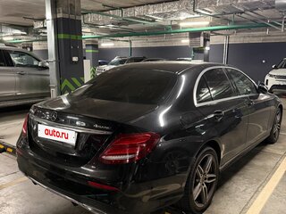2018 Mercedes-Benz E-Класс 220 d V (W213, S213, C238), чёрный, 3075000 рублей, вид 4
