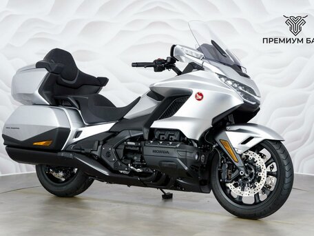 2025 Honda GL 1800 Gold Wing, серебристый, 3199000 рублей, вид 5