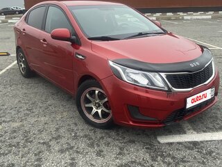 2012 Kia Rio III, красный, 700000 рублей, вид 3