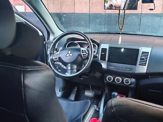 2008 Mitsubishi Outlander II, белый, 870000 рублей, вид 1