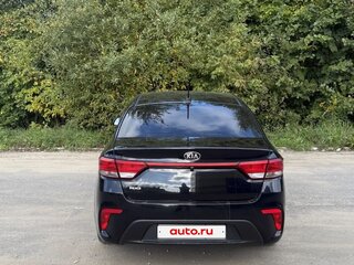 2020 Kia Rio IV, чёрный, 1760000 рублей, вид 2