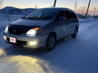 1999 Toyota Nadia, серебристый, 670000 рублей, вид 3