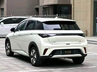 2025 BYD Dolphin 44.9 kWh I, белый, 1873000 рублей, вид 3
