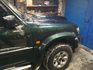 2000 Nissan Patrol V (Y61), зелёный, 3500000 рублей, вид 4