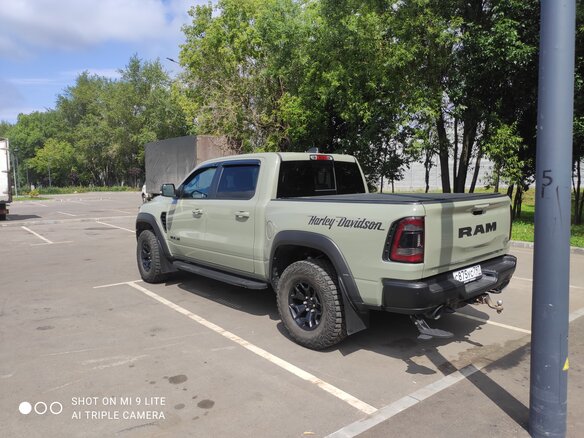2021 Ram 1500 Crew Cab TRX V, зелёный, 10000000 рублей - вид 4
