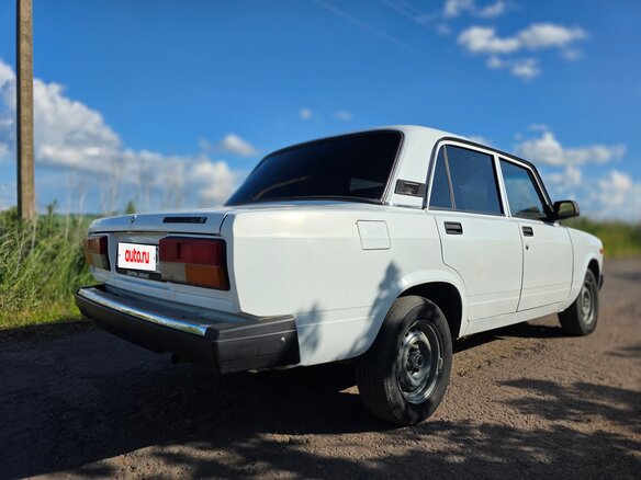 2010 Lada (ВАЗ) 2107, белый, 165000 рублей - вид 5