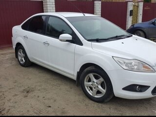 2010 Ford Focus II Рестайлинг, белый, 420000 рублей, вид 3
