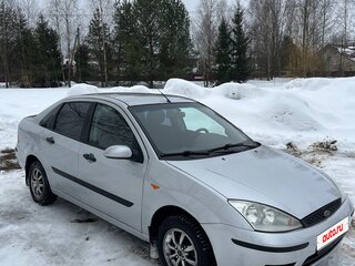 2004 Ford Focus I Рестайлинг, серебристый, 420000 рублей, вид 4