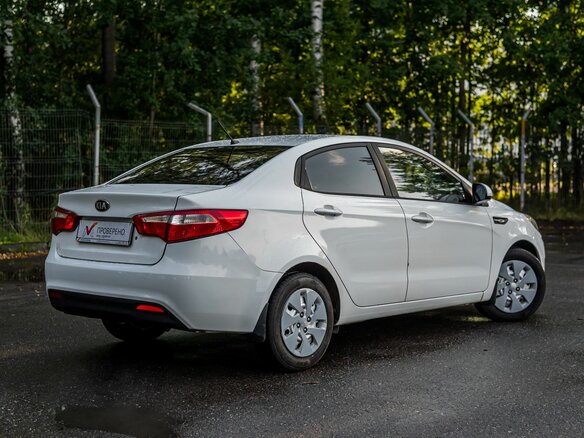 2014 Kia Rio III, белый, 677000 рублей - вид 1