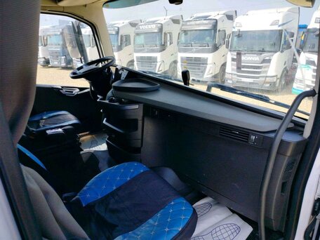 2023 Volvo FH, белый, 12815500 рублей, вид 5