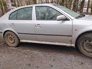 2001 Skoda Octavia I (A4) Рестайлинг, серый, 190000 рублей, вид 3