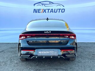 2021 Kia K5 III, чёрный, 2897000 рублей, вид 4
