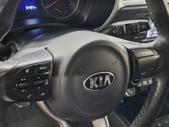 2021 Kia Rio X IV Рестайлинг, серый, 1700000 рублей - вид 19