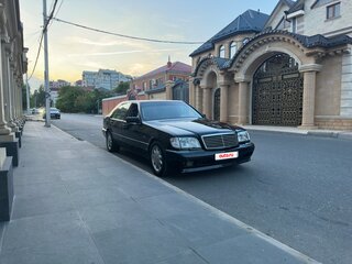 1996 Mercedes-Benz S-Класс 500 III (W140) Рестайлинг, чёрный, 1200000 рублей, вид 3