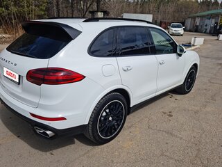 2015 Porsche Cayenne Diesel II Рестайлинг (958), белый, 3600000 рублей, вид 4