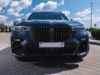 2019 BMW X7 M50i I (G07), чёрный, 5487840 рублей, вид 5