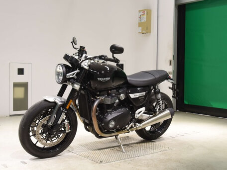 2022 Triumph Speed Twin, чёрный, 980000 рублей, вид 4