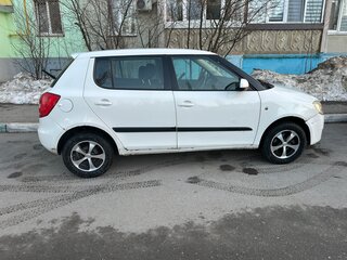 2008 Skoda Fabia II, белый, 300000 рублей, вид 4