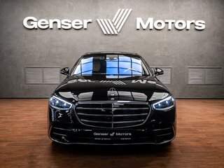 2025 Mercedes-Benz S-Класс 450 4MATIC VII (W223), чёрный, 15500000 рублей, вид 2